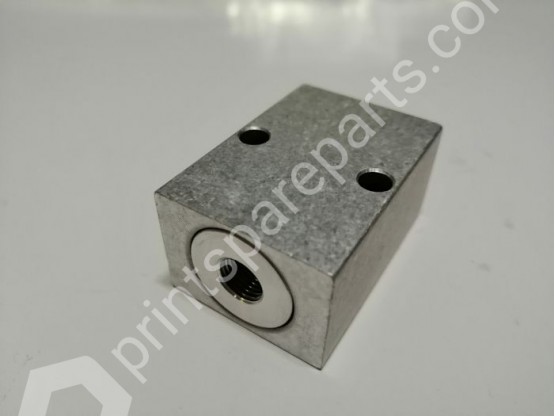 Pneumatic cylinder 